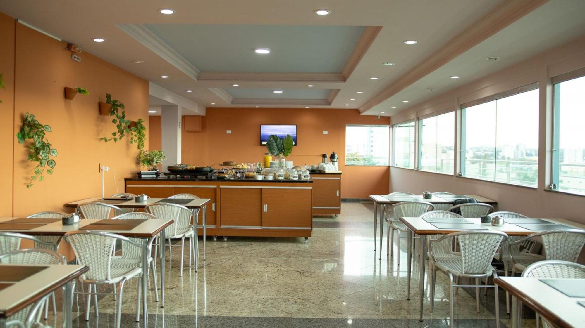 Abbas Hotel Uberlandia Bagian luar foto